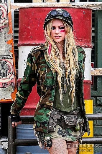 Avril Lavigne- Rock'n Roll