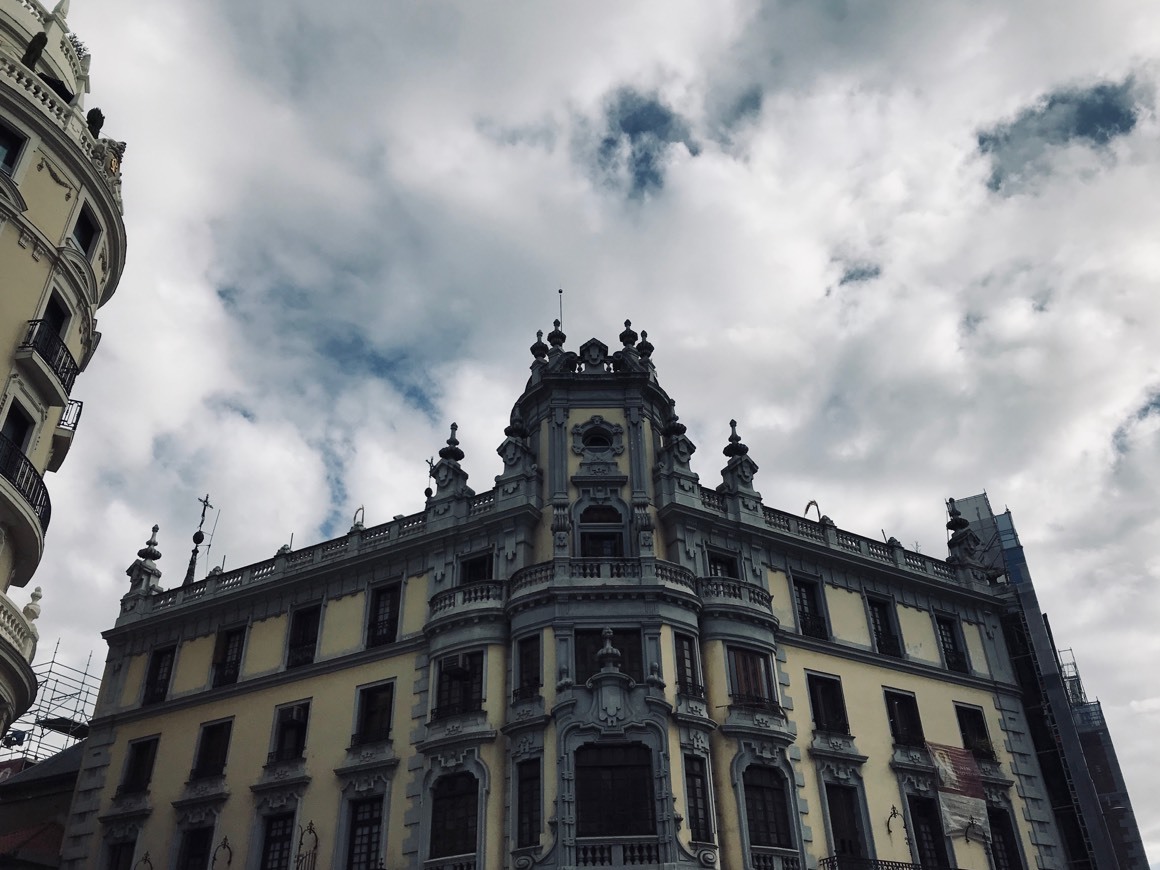 Place Cortes