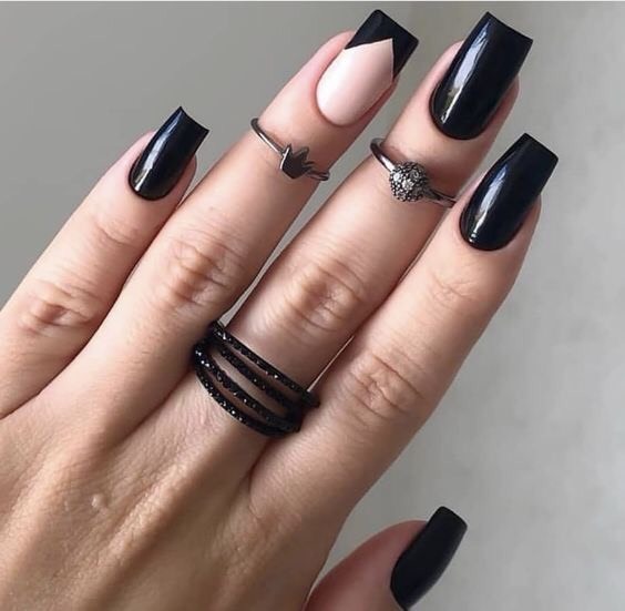 Fashion Unhas decoradas preta - ideias pra arrasar!