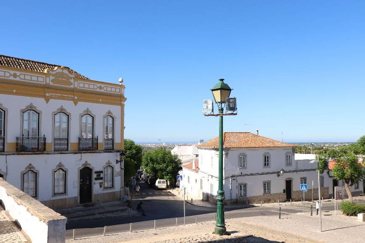 Place Largo da Liberdade