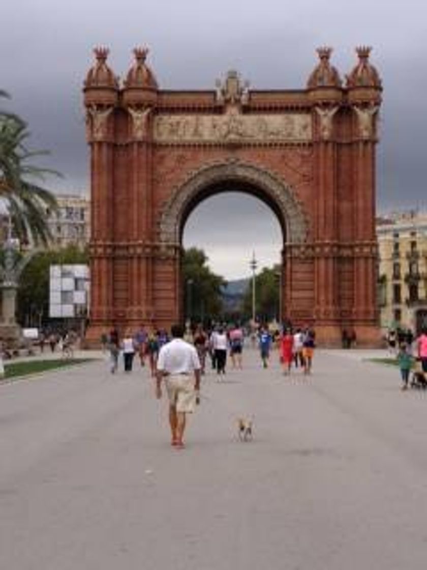 Place Arc de Triomf