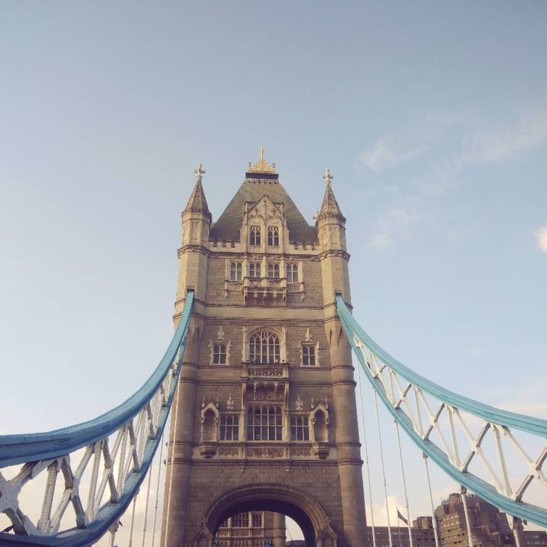 Lugar Tower Bridge