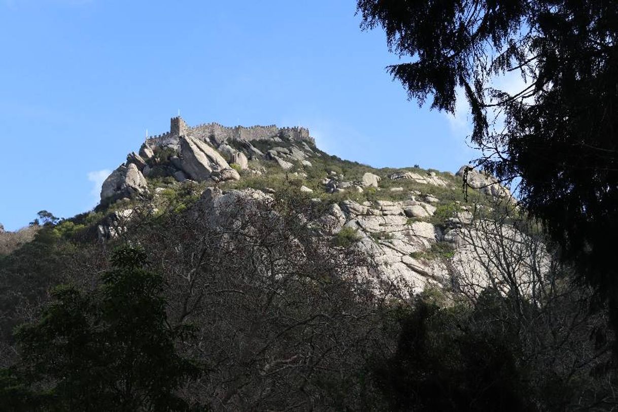 Lugar Castelo dos Mouros