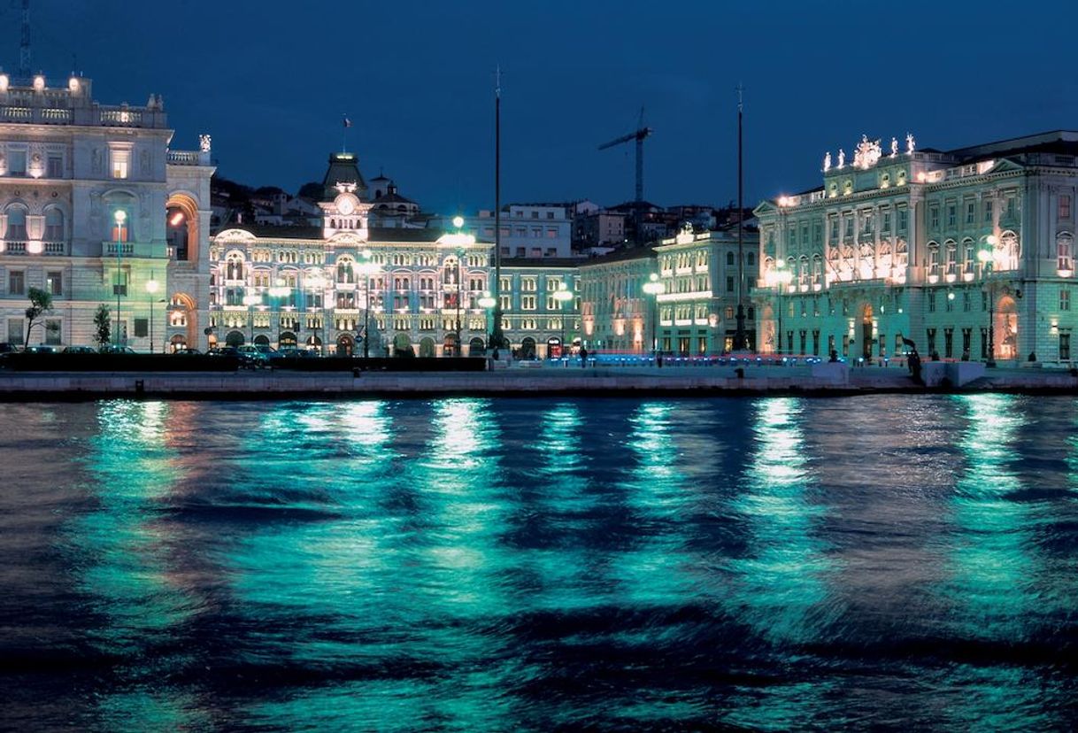 Lugar Trieste - Italia