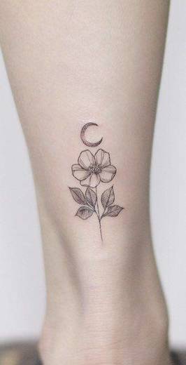 tatuagem delicada e perfeita