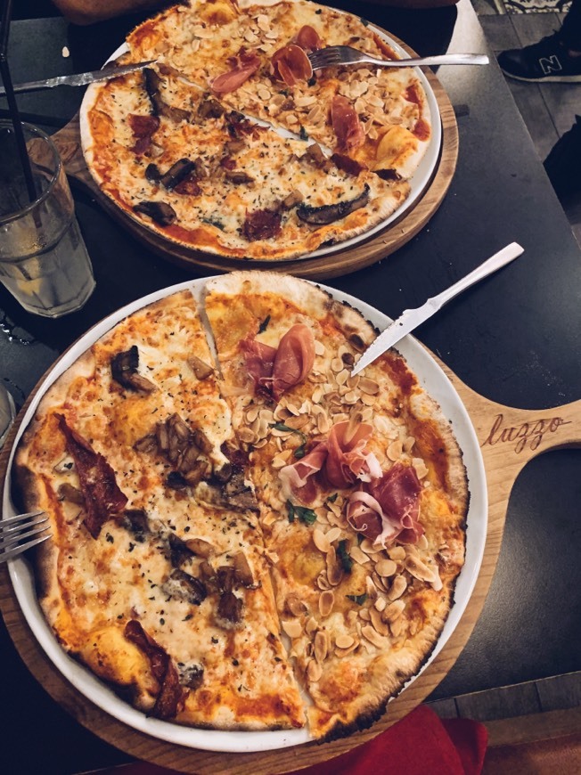 Restaurants Luzzo Pizzaria