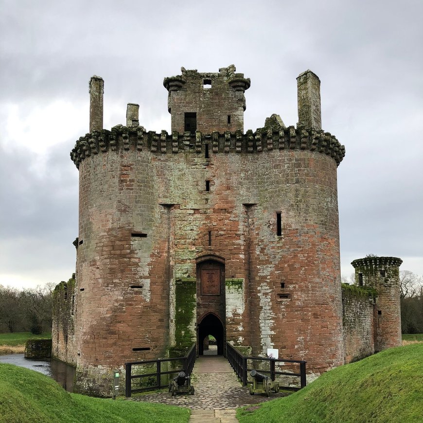 Place Caerlaverock Castle