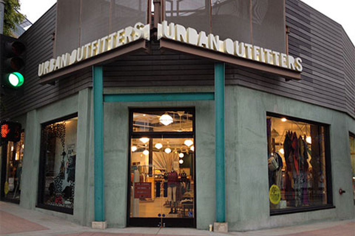 Place Urban Outfitters