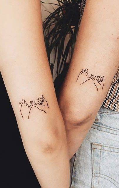 Moda Tatuagem com a amiga