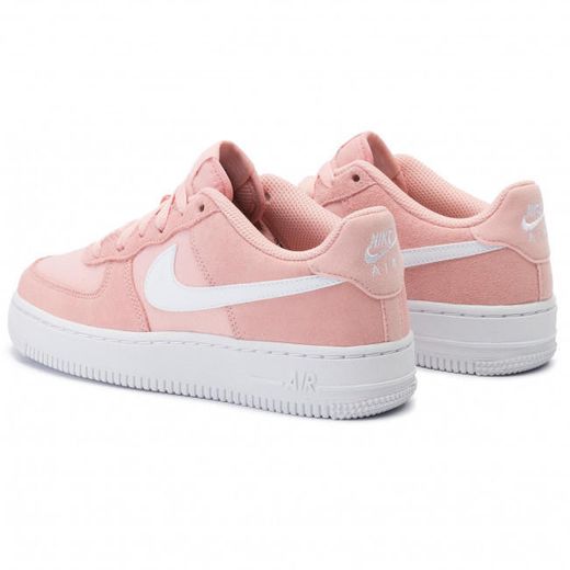 Nike Women's Air Force 1 '07 SE Shoe