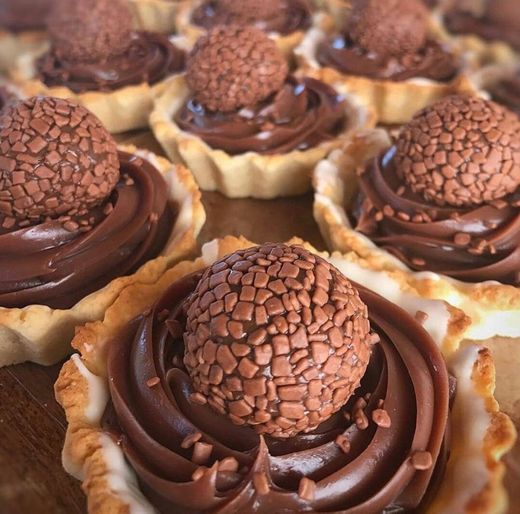 TORTINHA DE BRIGADEIRO