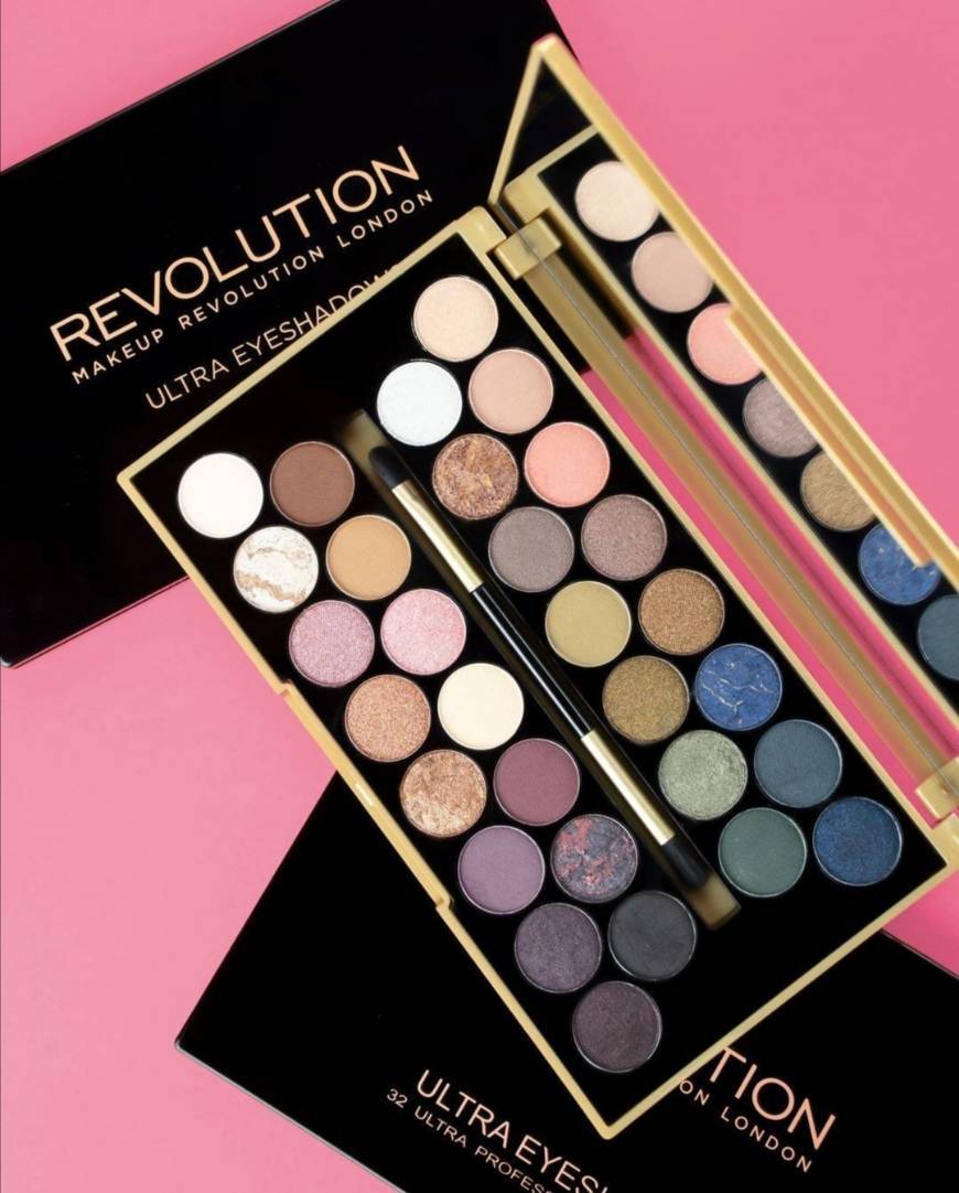 Products Palette Revolucion -Eyeshadow