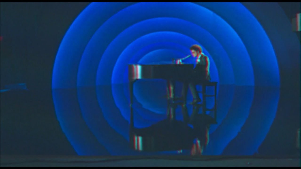 Canción When I Was Your man 