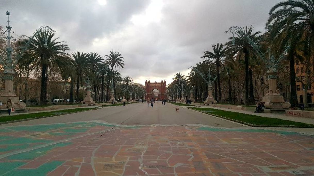 Place Arc de Triomf