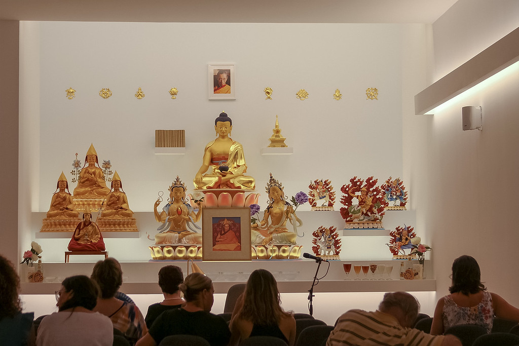 Lugar Centro de Meditación Kadampa de Málaga. Templo Urbano.