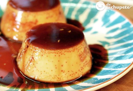 Flan de huevo casero