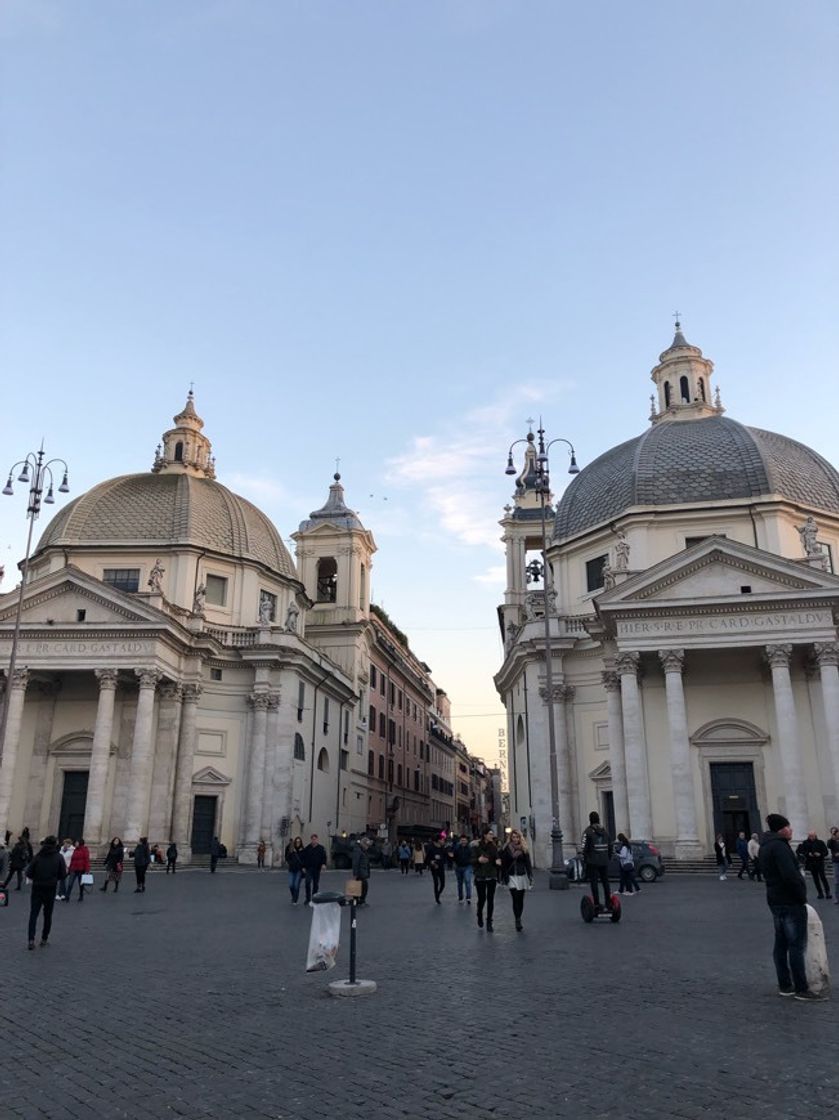 Place Piazza del Popolo