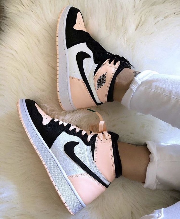 Social Shoes