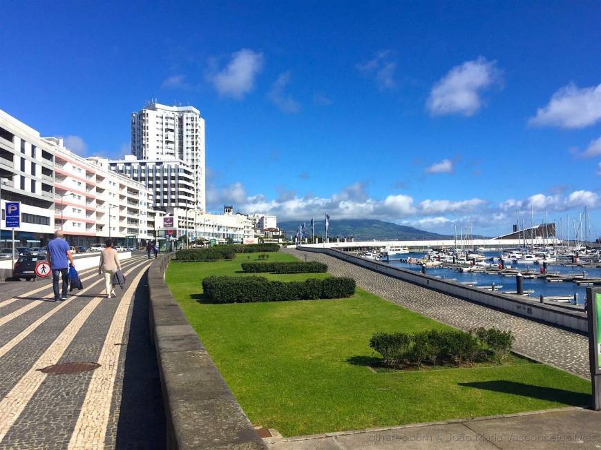 Lugar Avenida Marginal de Ponta Delgada 