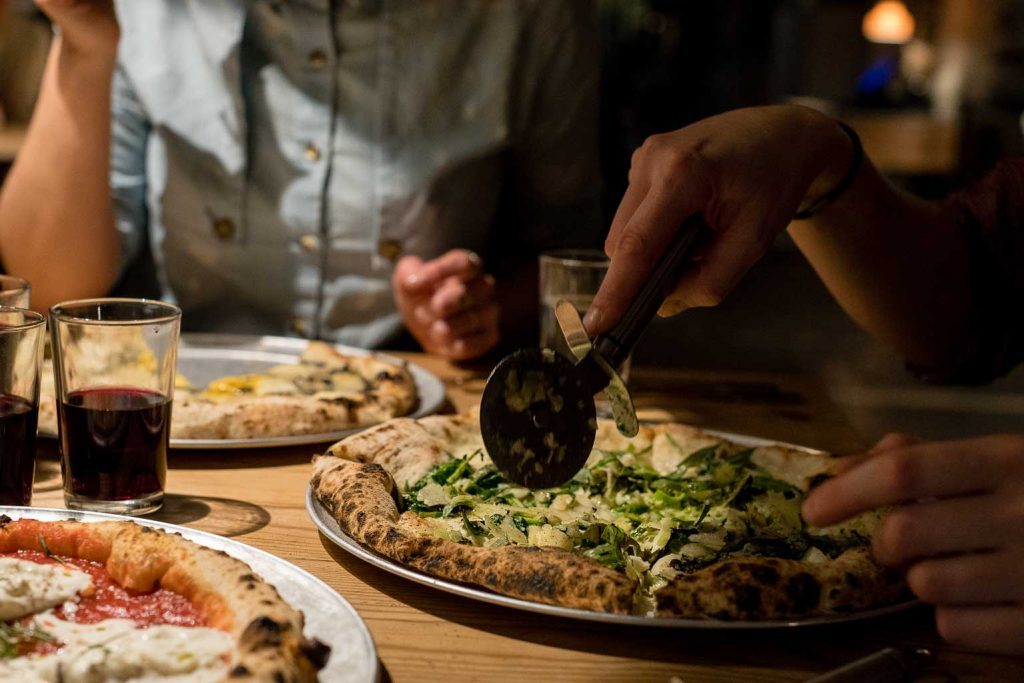 Restaurants Parking Pizza - Parking Pita