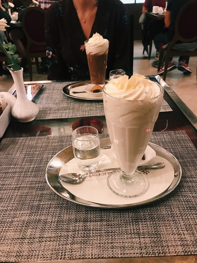Restaurants Café New York