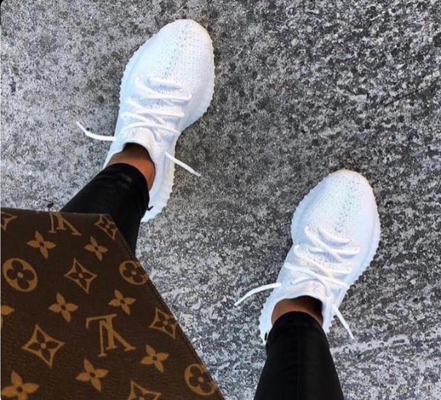 Social yeezy boost 350 👟