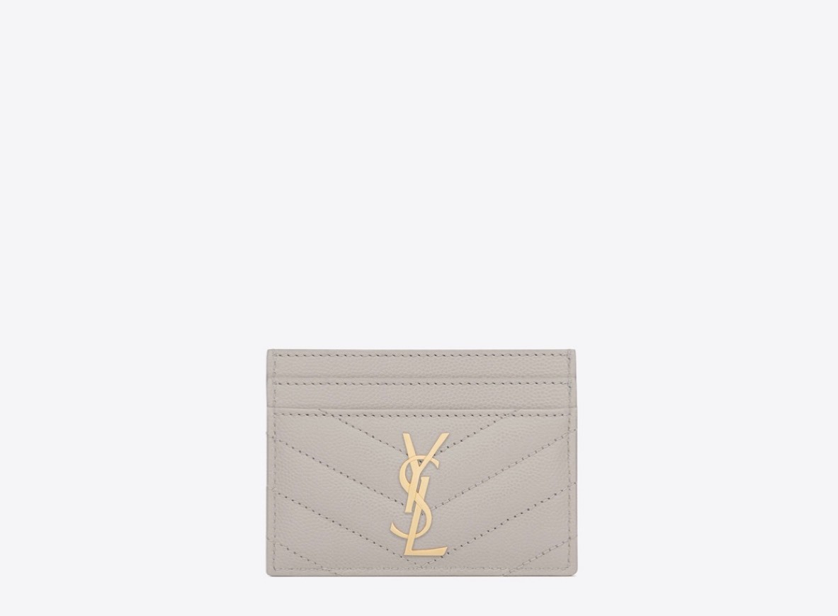 Producto Monogram card case in grain de poudre embossed leather € 195