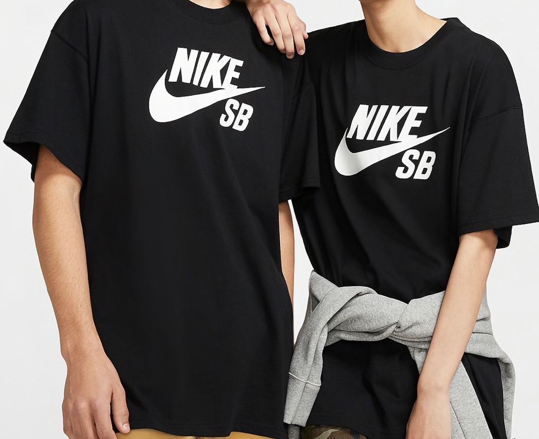 Products T-shirt de skateboard com logótipo
Nike SB