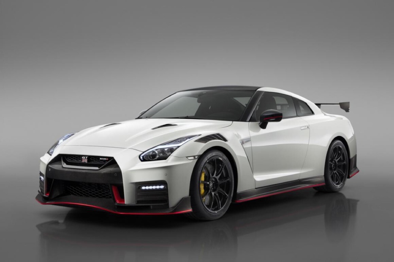 Producto Nissan GTR😱