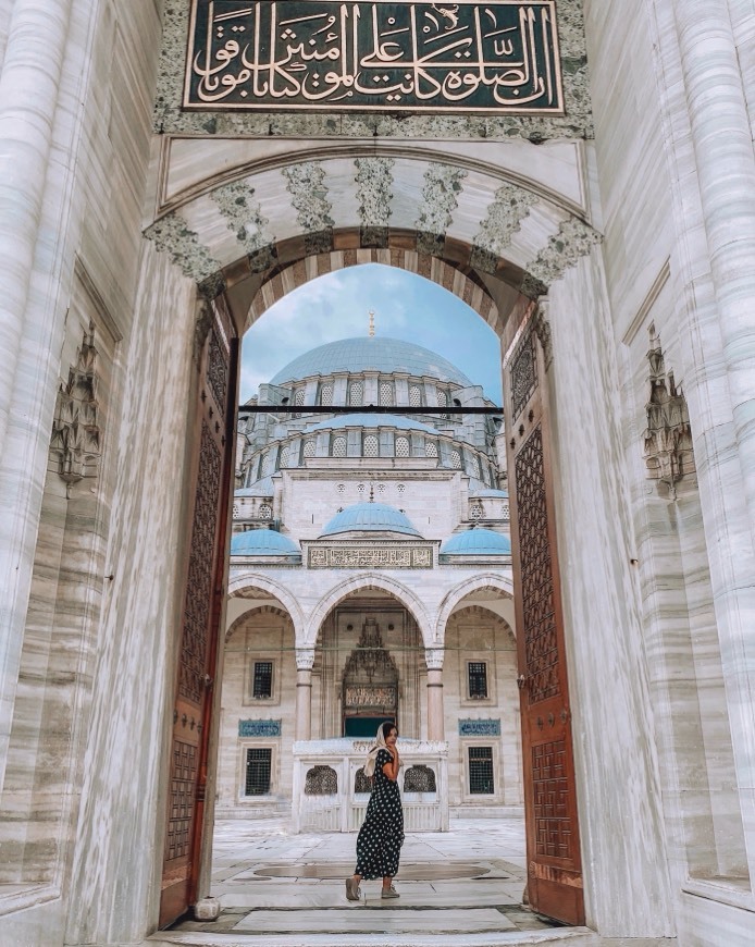 Place Mezquita de Suleiman