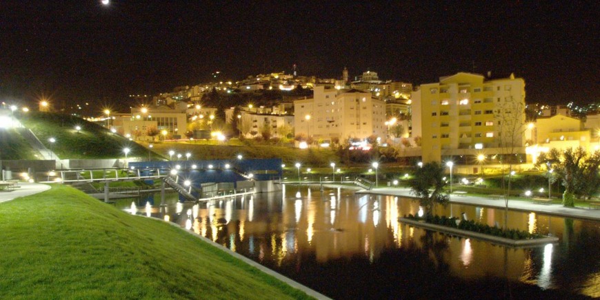 Place Jardim do Lago, Covilhã, Portugal