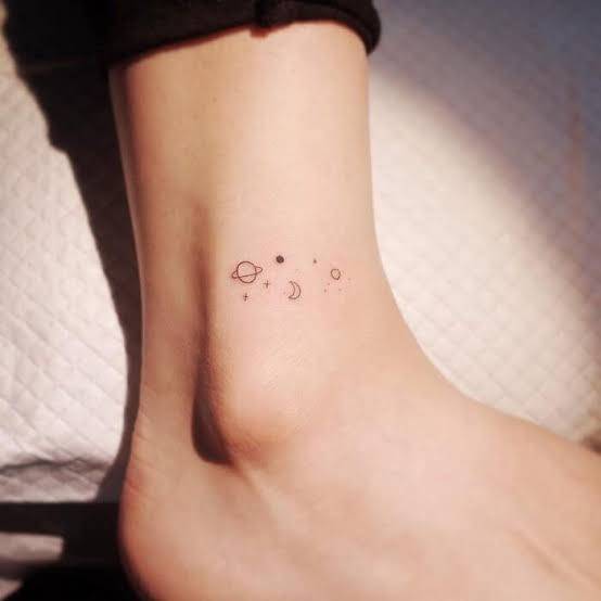 Moda Tatuagem delicada 😍🌌