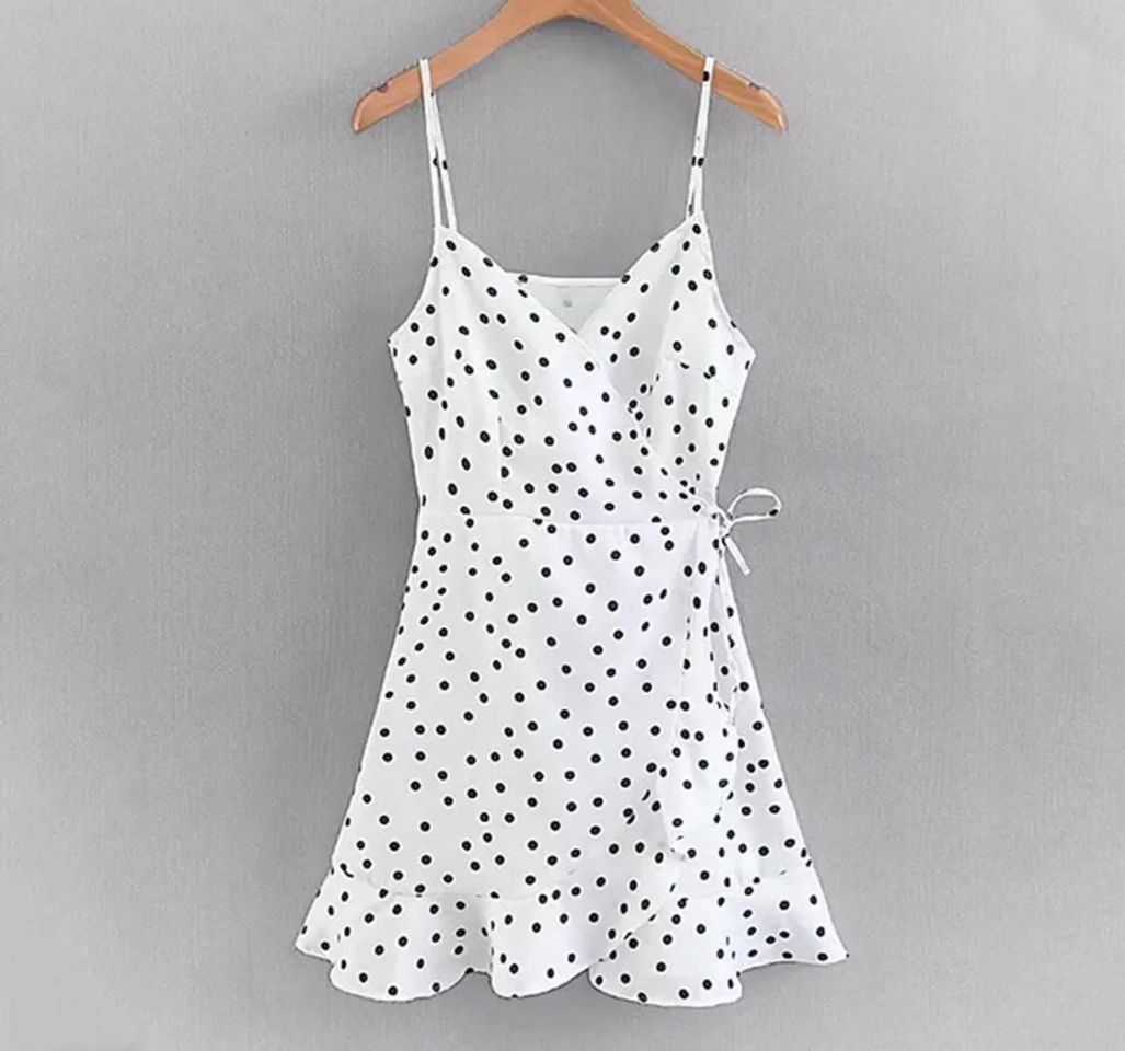 Product Vestido branco com pintinhas pretas