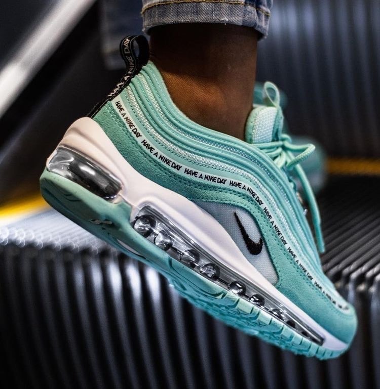 Social Nike Air Max 97