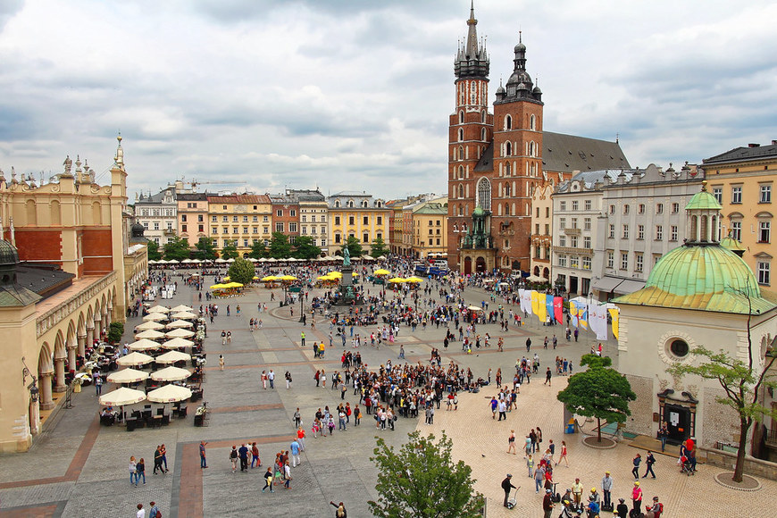 Lugar Main Market Square