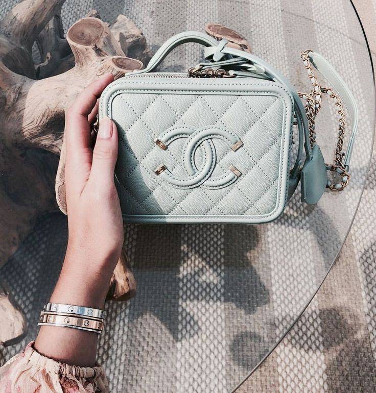 Fashion CHANEL