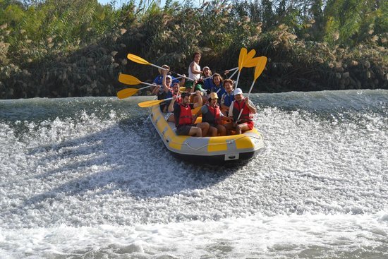 Lugar Rafting Murcia: Descenso del Río Segura, Blanca Club de Piragüismo