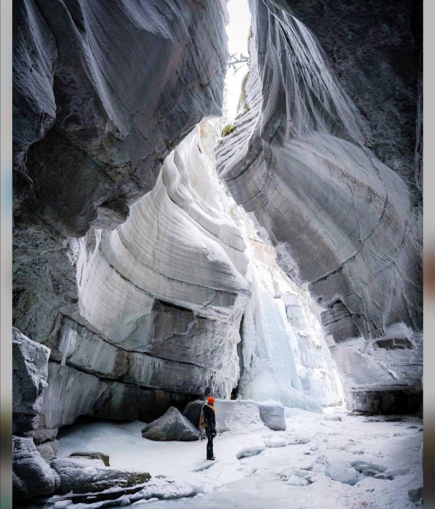 Place Maligne Canyon 🌟