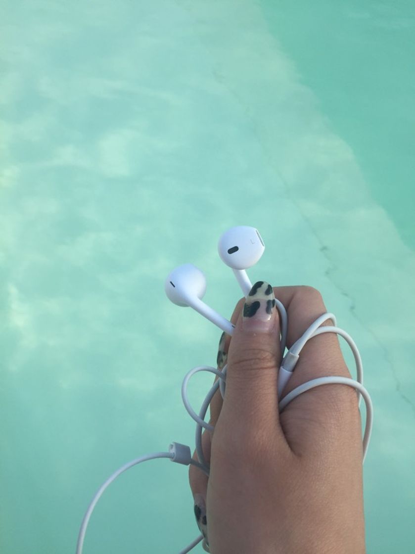 Electrónica Apple EarPods con conector Lightning