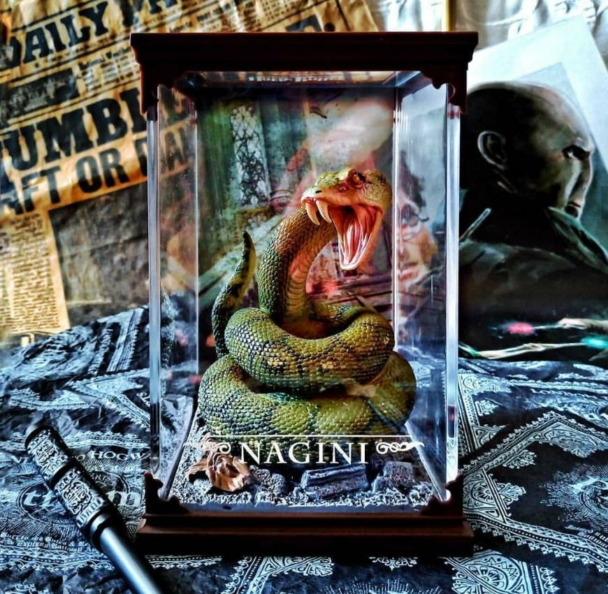 Products Nagini_Magical Creatures Noble Collection