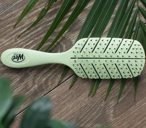 Product Wet Brush Go Green