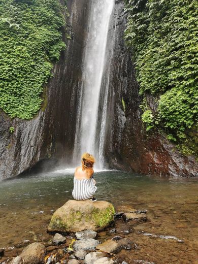 Munduk Waterfalls Trekking Point