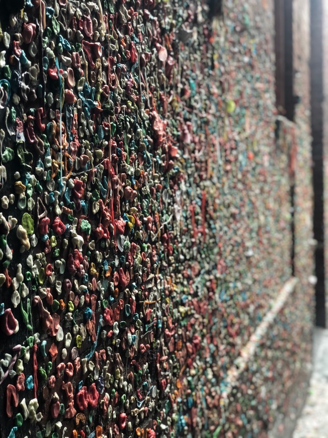 Place Gum Wall