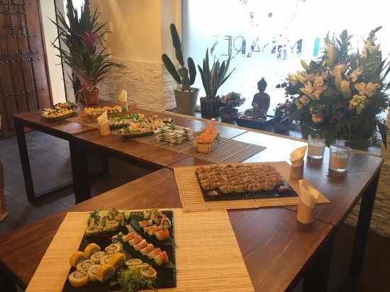 Restaurantes Almibares Sushi Y Tartas