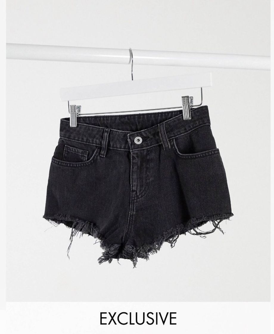 Producto Minishorts vaqueros negro desgastado COLLUSION