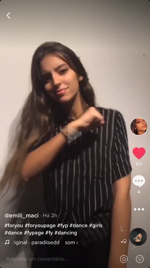 Moda Tik Tok dancing