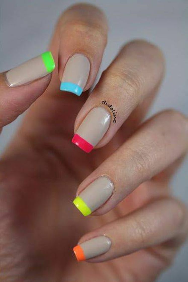 Moda Unhas Decoradas