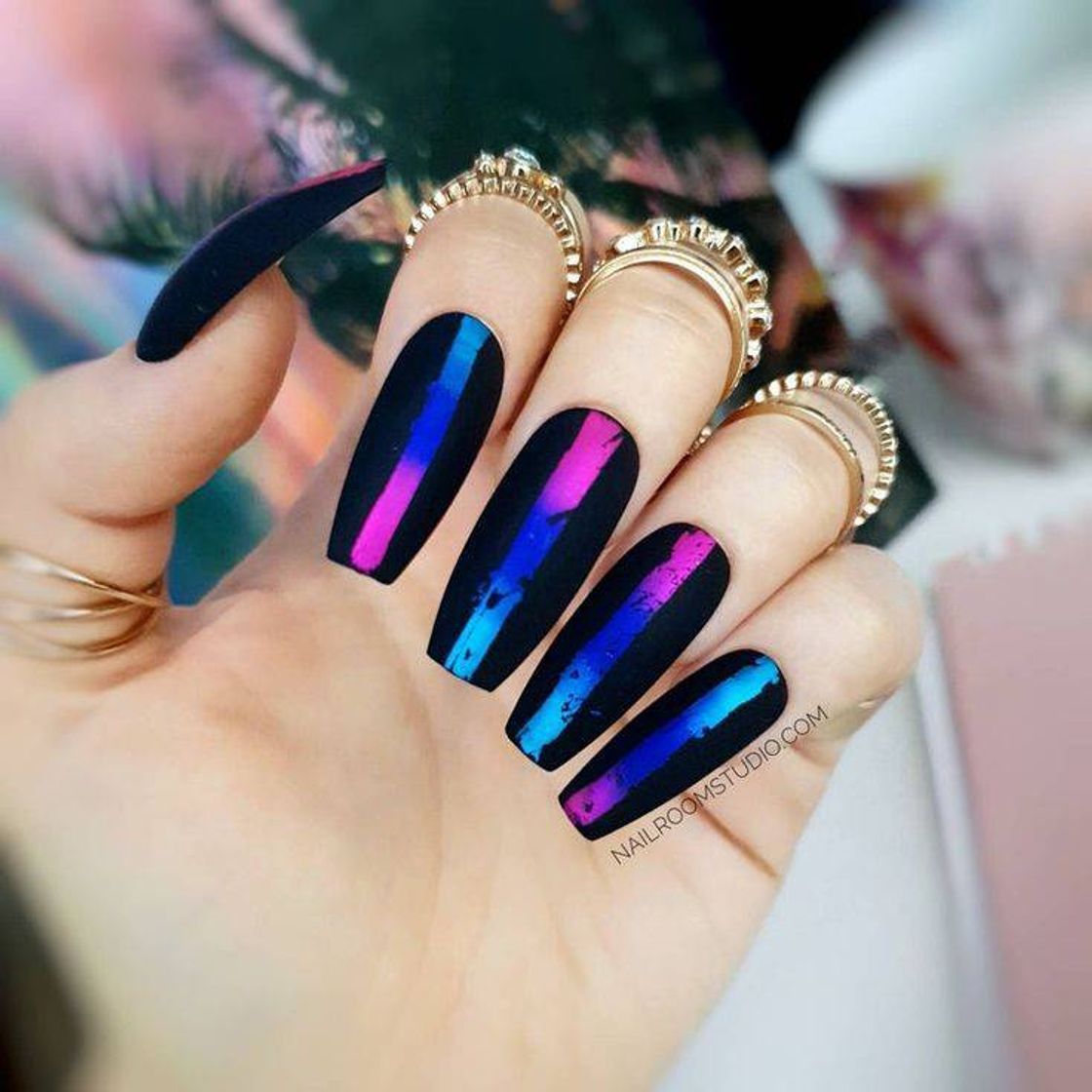 Moda Black&Colour Nails