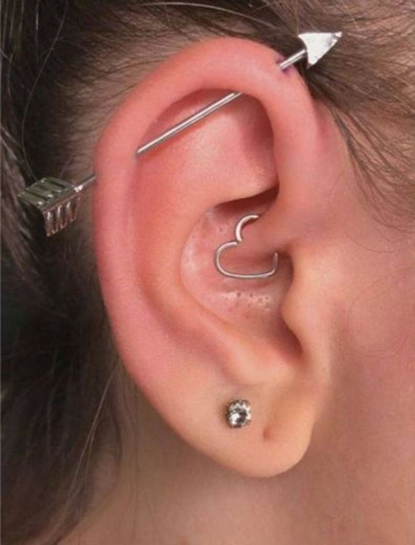 Moda Piercing transversal, tenho e acho lindo 🥰