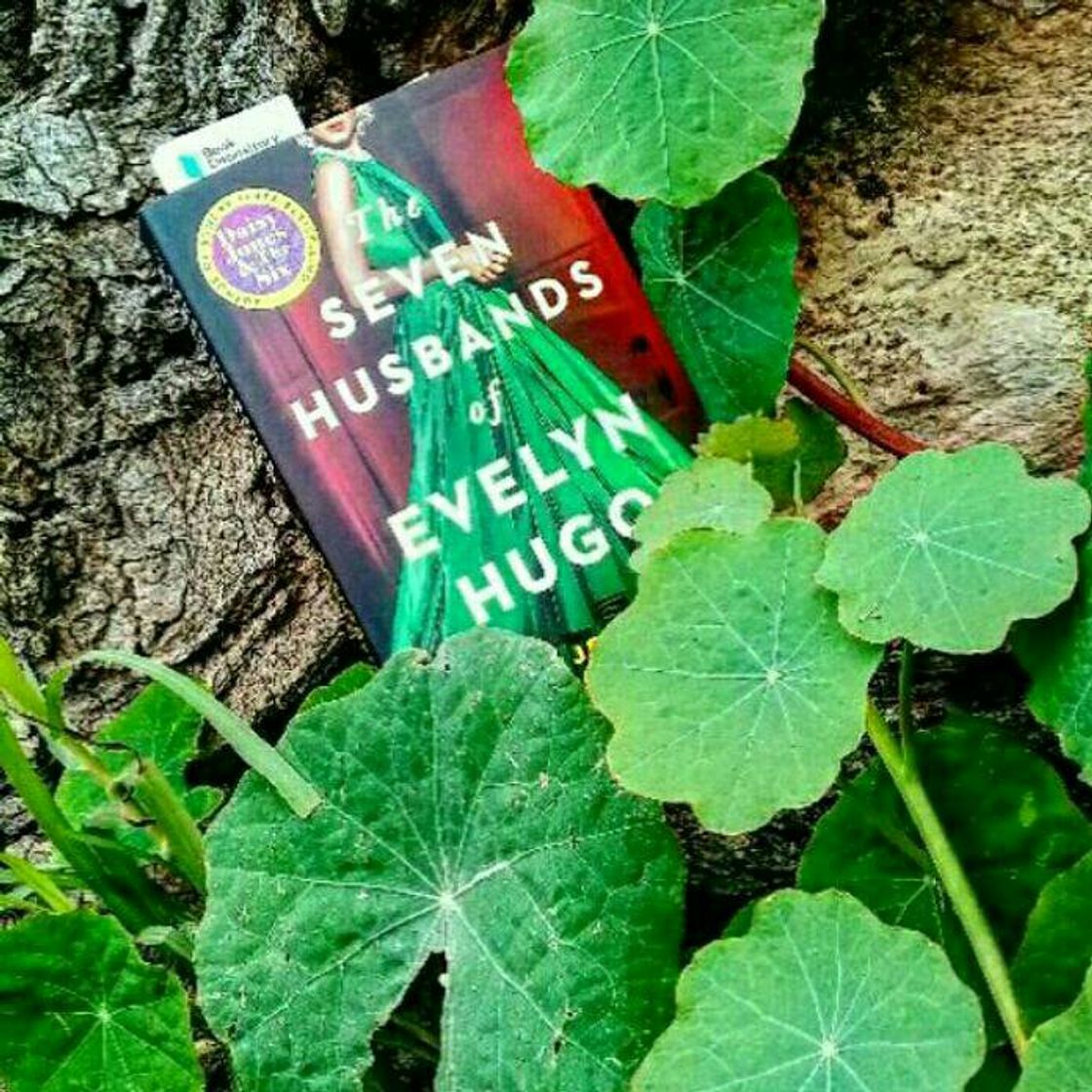 Libro The Seven Husbands of Evelyn Hugo: A Novel